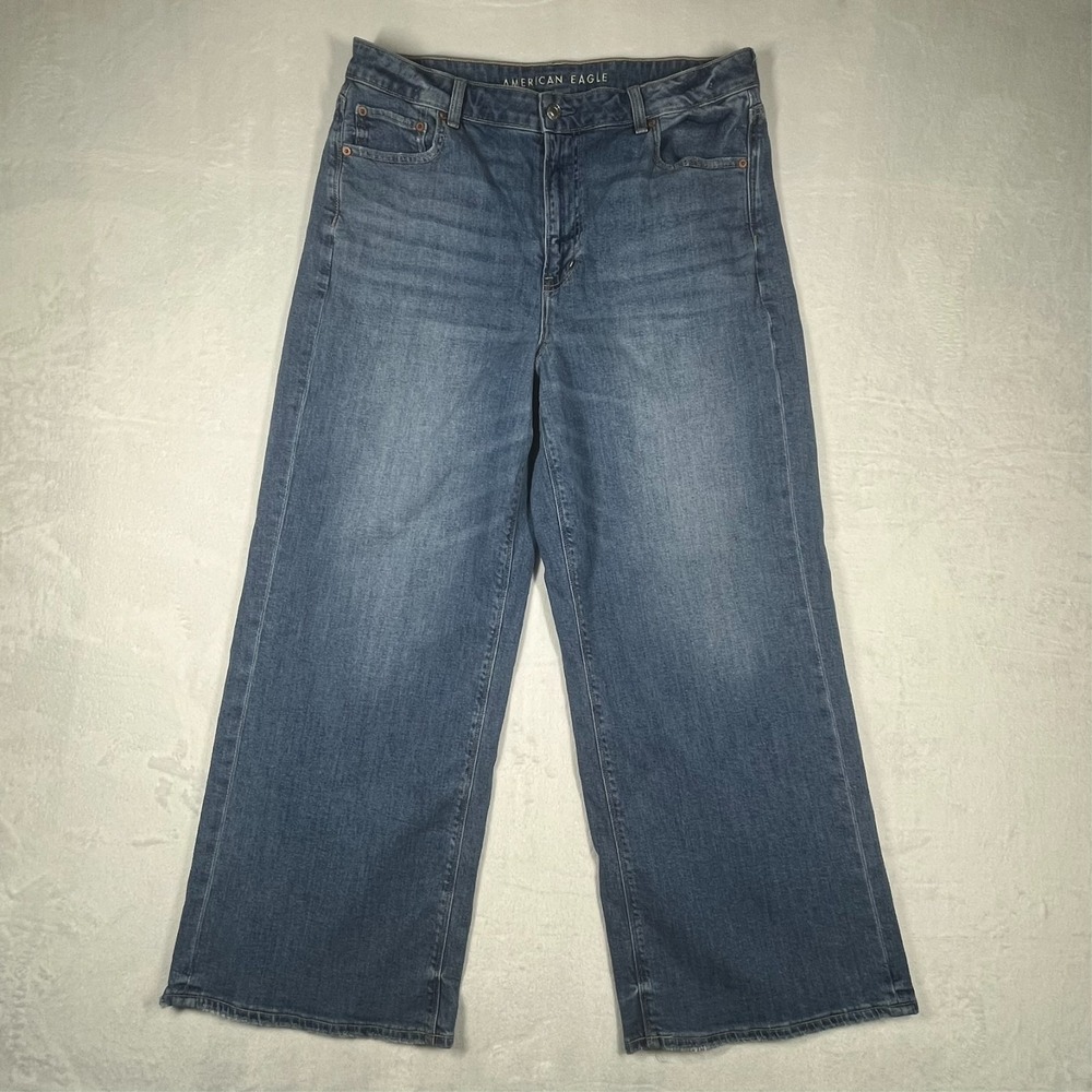 American Eagle Super High Rise Baggy Wide Leg Jeans Womens 14 Light Wash Stretch - Picture 3 of 16